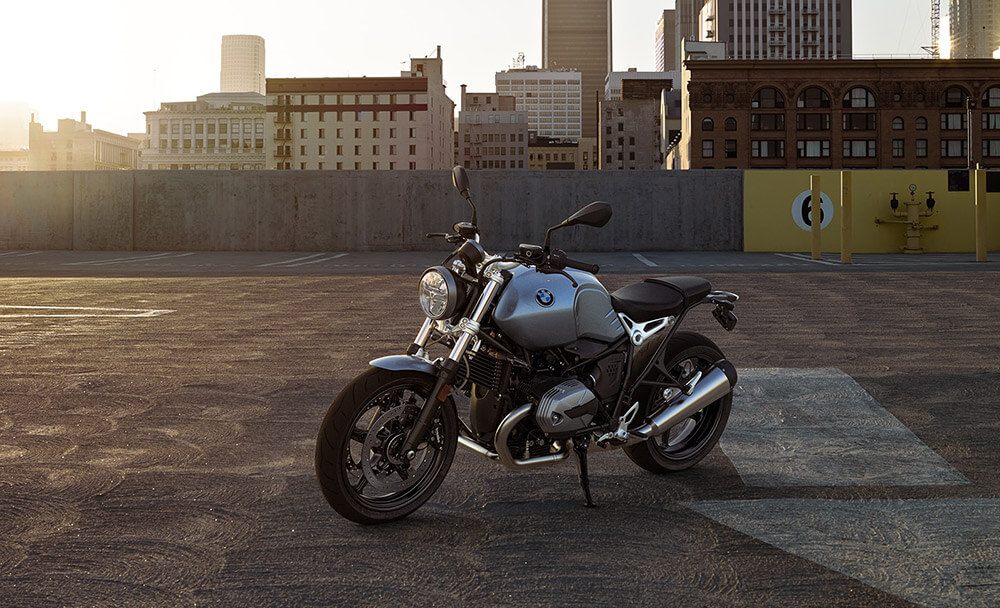 BMW R nineT