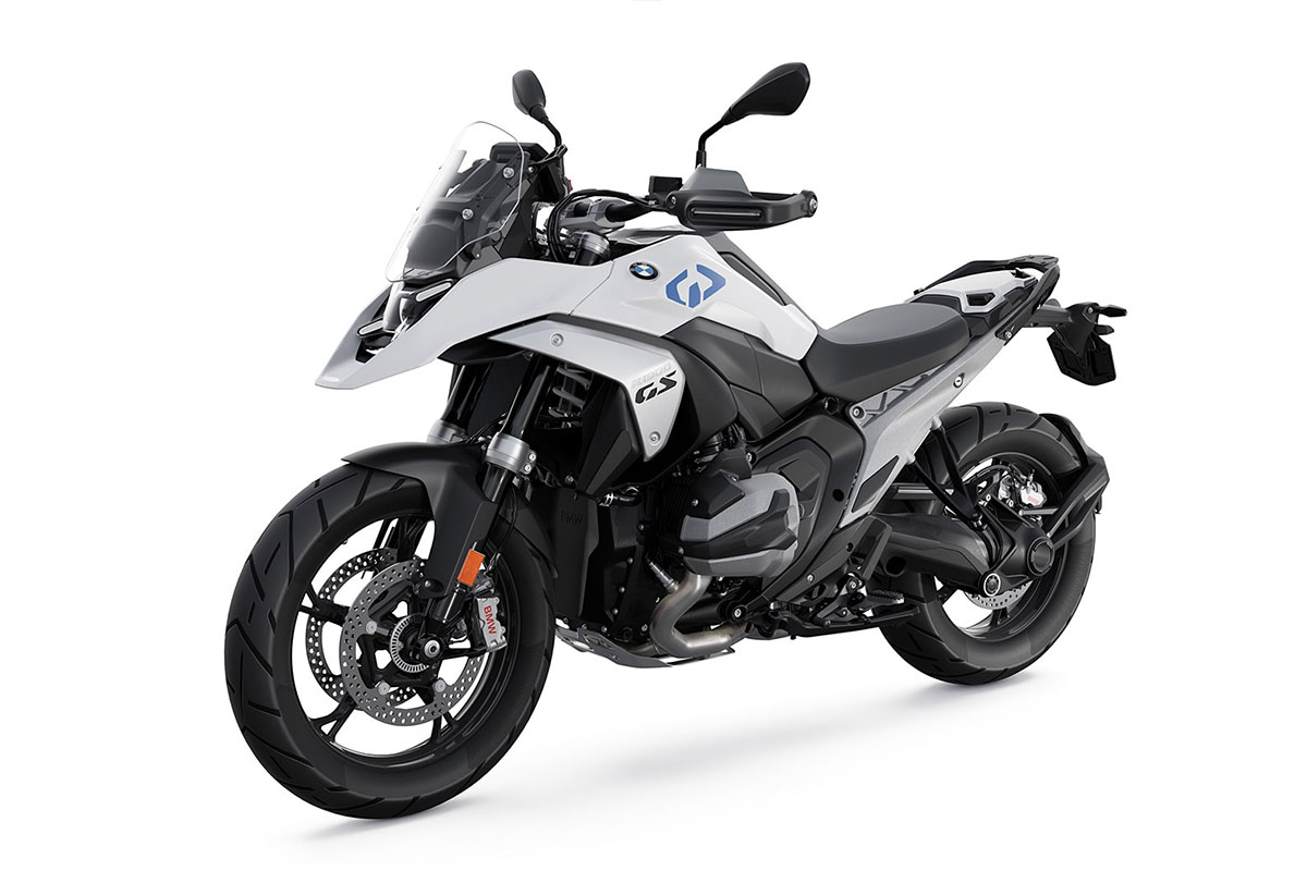 The Engine and the Multimedia Features of this Motorcycle