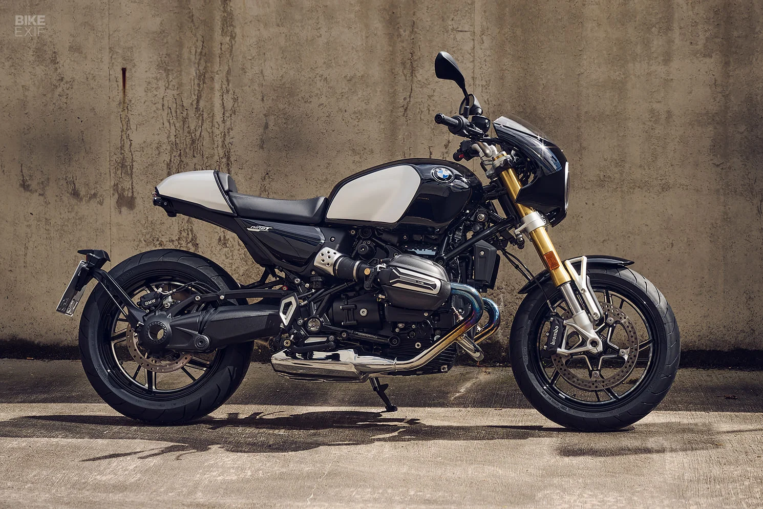 BMW R 12 features